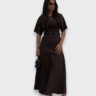 Zelinda | Elegant klänning i premiumtyg