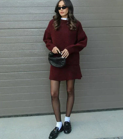 Velara | Stickat set – oversize tröja + minikjol